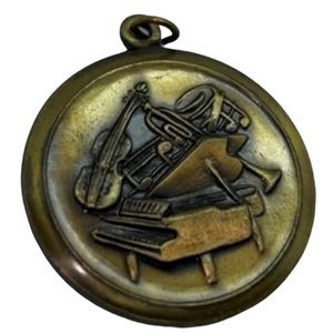 MUSICAL INSTRUMENT PENDANT CHARM PIANO, VIOLIN, SAXOPHONE, NOTES